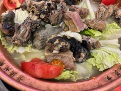 -阿婆情腊排骨火锅(金虹路店)