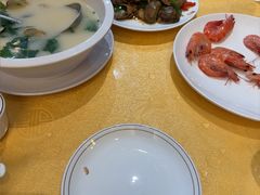 -鹏城人家海鲜酒家·23年老字号(较场尾店)