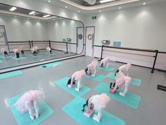 -伊叶舞蹈YEAH DANCE(LCM置汇旭辉校区)