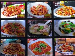 -老码头黑皮肘子锅包肉(赣水路店)