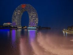 -湖州太湖旅游度假区-月亮广场