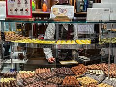 -Laderach 莱德拉(上海环贸iapm店)