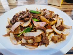 羊拨拉-清真·伊清阁餐厅