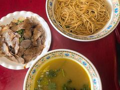 -金杨拉面王小吃面馆·牛三宝面·红烧牛肉粉