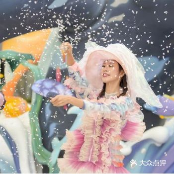 最美女神节 | 魔法温泉即将开园——繁花，正在为你绽放