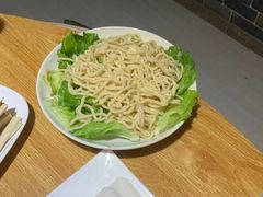 -茸梅路右拐龙虾-农家菜(松江店)