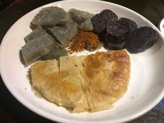 -民食香·腊排骨野生菌美食(木府店)