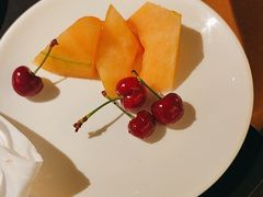 -钱小奴海鲜自助黑金店(杭州滨江龙湖店)