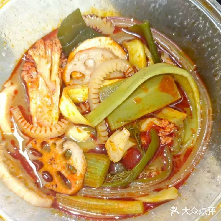 德克士的铁板双层嫩鸡腿堡绝对是我近期外卖体验