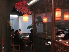 大堂-荷塘秋月·本帮江浙菜(国权路店)