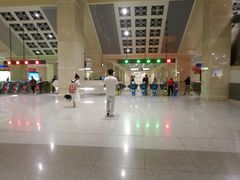 -黄浦路(地铁站)