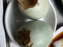 糯米咸鸭蛋-琼海·狮椰美食楼