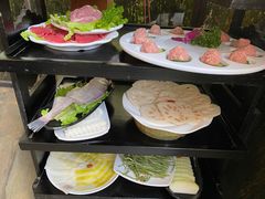 -二荆条·蜀鲜汇城市森林火锅