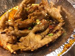烤凤爪-巴厘龙虾·榜首油焖大虾(音乐学院·沿江酒馆店)