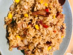 培根鲜露虾仁炒饭-红小满休闲餐厅(十全街店)