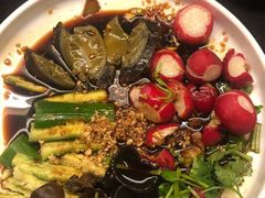 拍黄瓜炝糖心皮蛋-小厨娘淮扬菜(板桥一店)