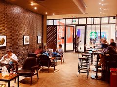 -星巴克臻选(南京金茂览秀城店)