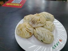 -小胖包子王(定安路店)