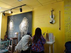 -志龙皇冠吃货椰子铺