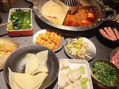 -晓宇重庆火锅(西安荟聚店)