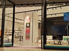-罗奇堡家具(淮海西路店)