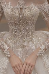 -艾米丽婚纱礼服