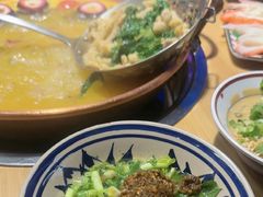 -洱火云南酸菜牛肉火锅(石景山当代商城店)