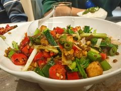 -渝悦情·新派川菜(建国门店)