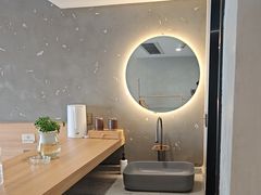 -闲隅江景艺术酒店(解放碑洪崖洞总店)