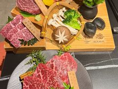 -山川小町·极番烧肉(新地假日广场店)