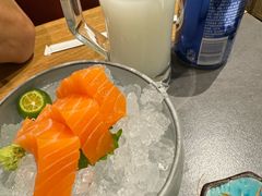 三文鱼刺身寿司-沼津港精致料理·寿喜烧·烧鸟(龙湖南桥天街日料榜单店)