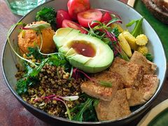 豆腐牛油果沙拉-O'mills Sourdough Bakery&Bistro(永嘉路店)