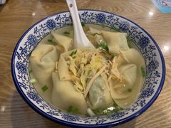 -绿杨馄饨店(湖滨新天地店)