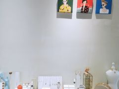 -LADY FAFA(巨鹿路陕西南路路口店)