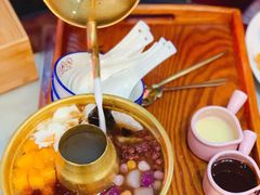 -五条人糖水铺(万达店)
