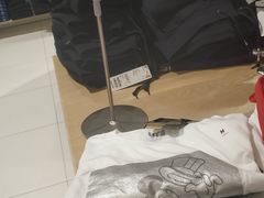 -优衣库(上海虹口龙之梦店)