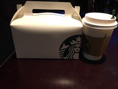 -星巴克臻选(莘庄仲盛店)