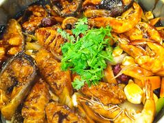 焖清江鱼-黄记煌三汁焖锅(名泉广场店)