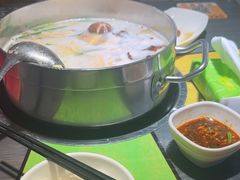 -四季喧黔味豆米火锅(万达广场店)