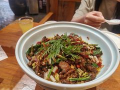 -老滇山寨•云南特色菜•地方菜•民族风情歌舞表演(金碧店)