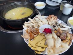-野菌皇海景野生菌火锅(滨海大道店)