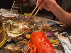 -日进一片海.生腌海鲜火锅.宵夜烧烤(三里屯总店)