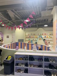 -Qmiss家庭娱乐中心(恒隆广场店)
