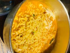 辛拉面-河坝烧烤串城(银亭路店)