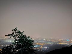 -鬼笑石后山停车场