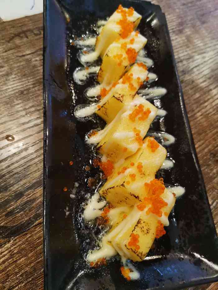 小野寿司(客村艺苑总店)-"在艺苑南路小食街的最里面,晚上招牌不显眼.