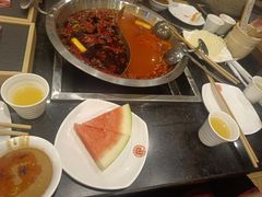 -百年川椒重庆老火锅(光谷店)
