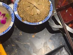 -憨孃孃·重庆老火锅(红山黑金店)