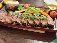 -普朗姆生蚝牛排馆 The Plump Oyster(成都摩方购物中心店)