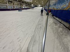 -乔波室内滑雪场